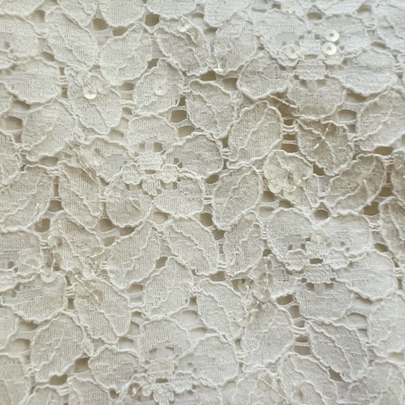 Abercrombie and Fitch white lace skirt. - Picture 2 of 7